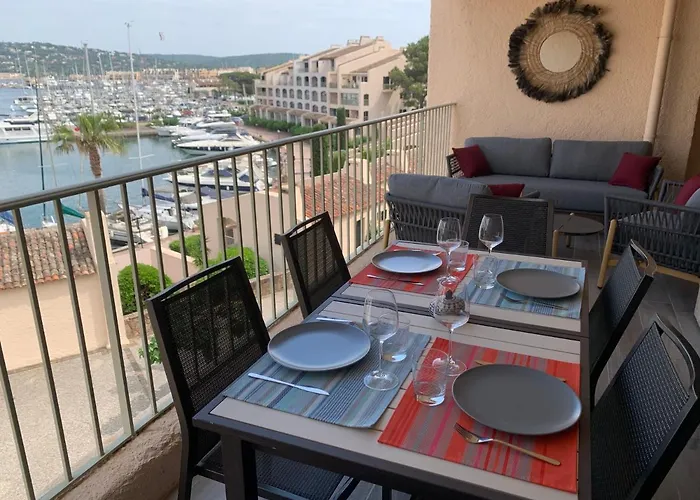 Mon Ecrin sur la marina du Golfe de St Tropez